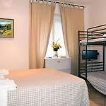 Overland Hotel Toirano