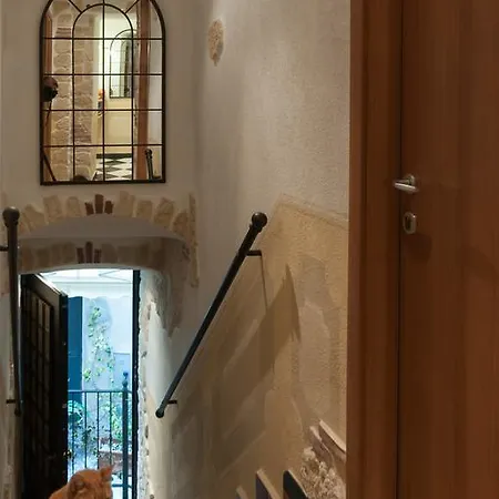 Hotell Overland Toirano