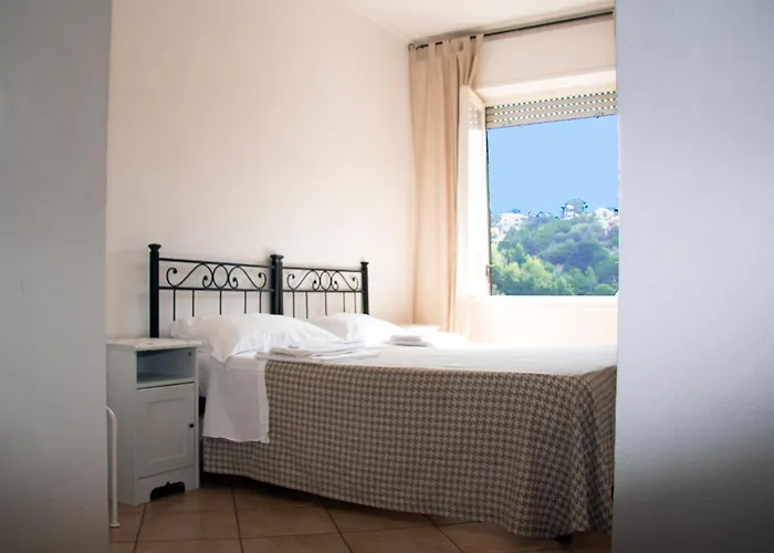 Overland Ξενοδοχείο 3*