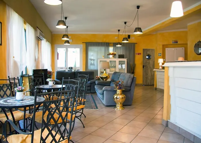 Ξενοδοχείο Overland